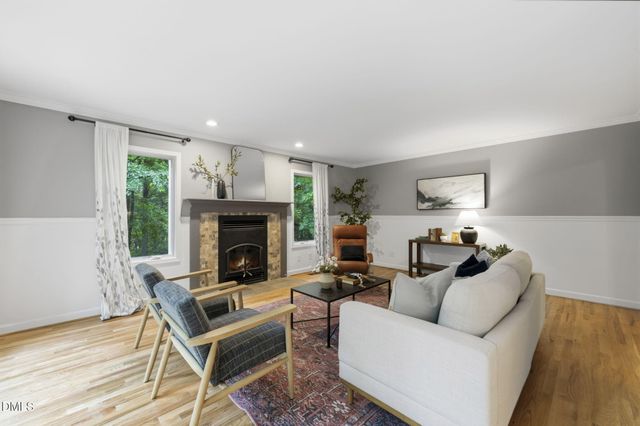 203 Mel Oaks Drive, Chapel Hill, NC 27516