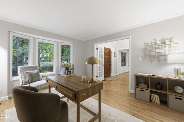 203 Mel Oaks Drive, Chapel Hill, NC 27516