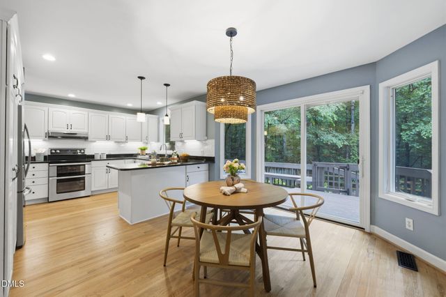 203 Mel Oaks Drive, Chapel Hill, NC 27516