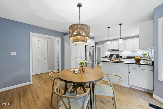 203 Mel Oaks Drive, Chapel Hill, NC 27516