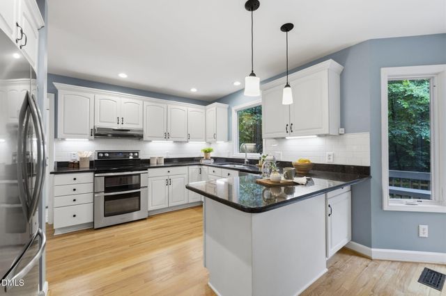 203 Mel Oaks Drive, Chapel Hill, NC 27516