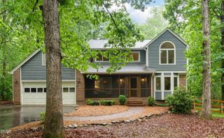 203 Mel Oaks Drive, Chapel Hill, NC 27516