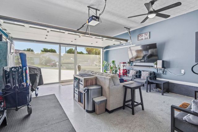 9685 Sullivan Dr., Murrells Inlet, SC 29576