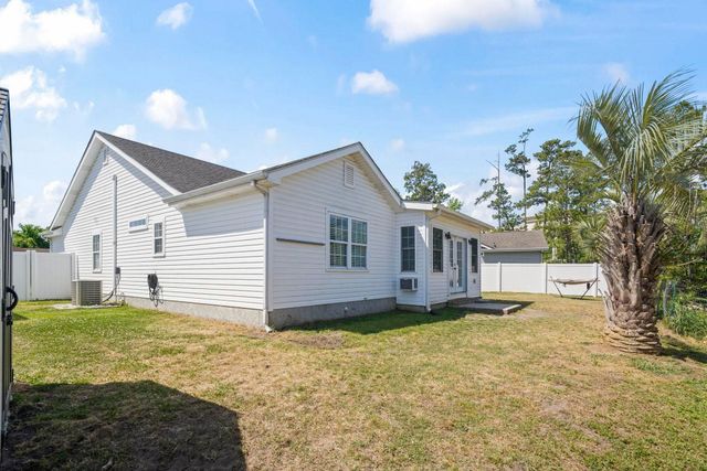9685 Sullivan Dr., Murrells Inlet, SC 29576