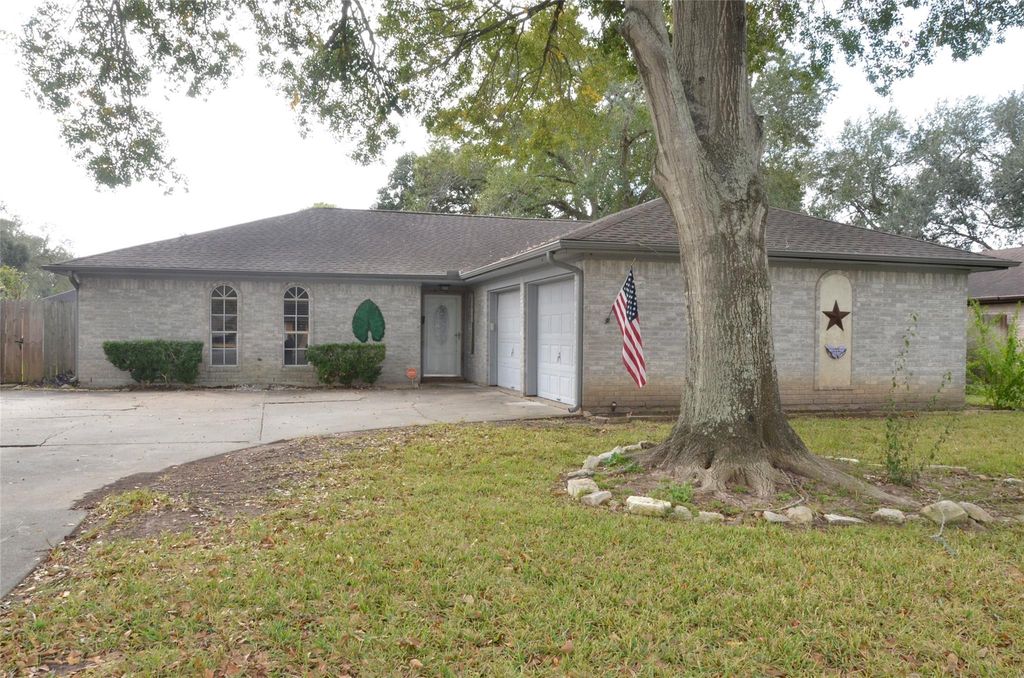 3514 Glenmeadow Drive, Rosenberg, TX 77471