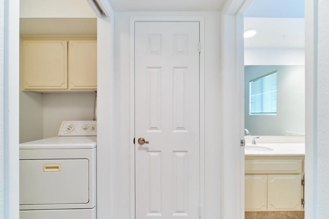 616 Violeta Drive, Palm Springs, CA 92262