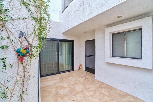 616 Violeta Drive, Palm Springs, CA 92262