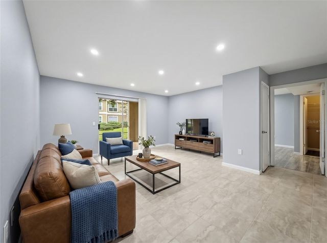 9481 HIGHLAND OAK DRIVE 1502, Tampa, FL 33647