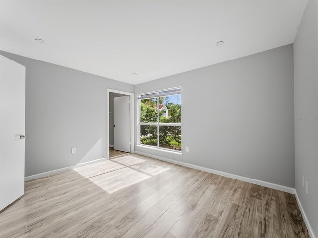 9481 HIGHLAND OAK DRIVE 1502, Tampa, FL 33647