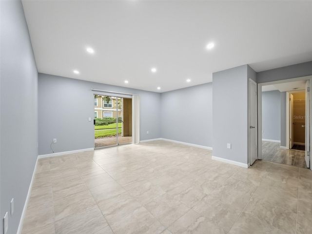 9481 HIGHLAND OAK DRIVE 1502, Tampa, FL 33647