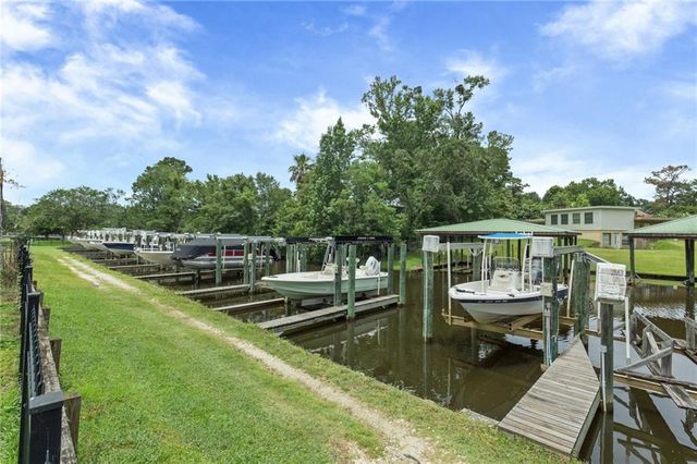 5606 Gulf Creek Circle, Theodore, AL 36582