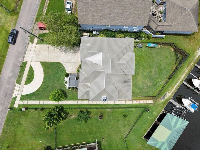 5606 Gulf Creek Circle, Theodore, AL 36582