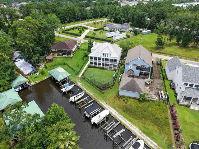 5606 Gulf Creek Circle, Theodore, AL 36582