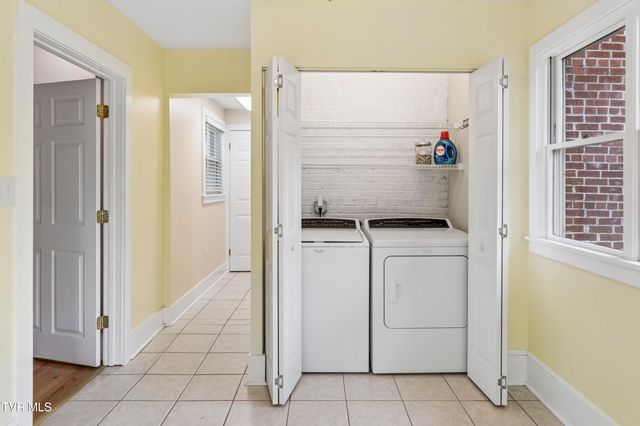 504 West Main Street, Jonesborough, TN 37659