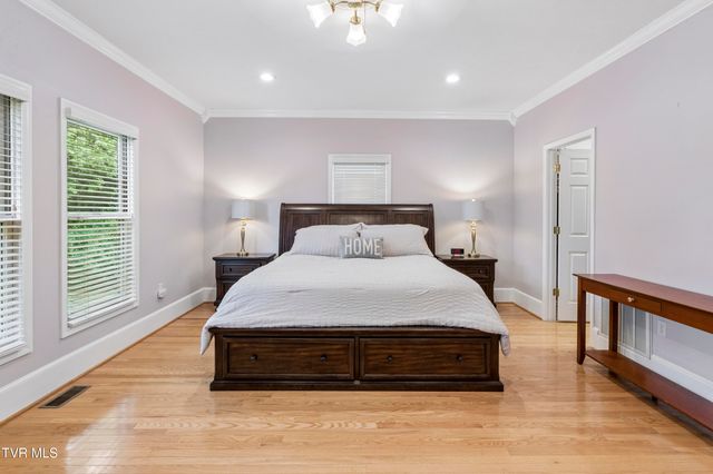 504 West Main Street, Jonesborough, TN 37659