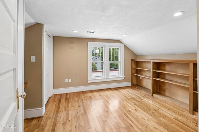 504 West Main Street, Jonesborough, TN 37659