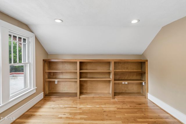 504 West Main Street, Jonesborough, TN 37659
