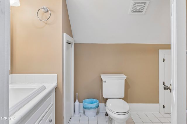 504 West Main Street, Jonesborough, TN 37659