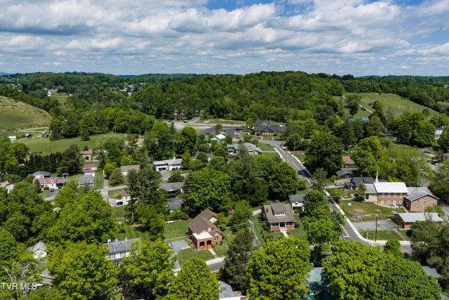 504 West Main Street, Jonesborough, TN 37659