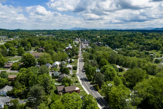 504 West Main Street, Jonesborough, TN 37659