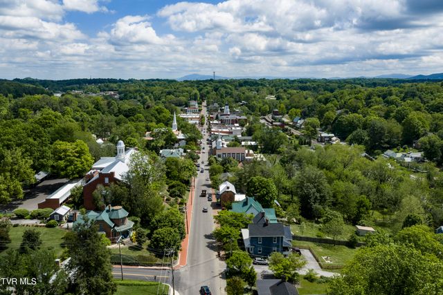 504 West Main Street, Jonesborough, TN 37659
