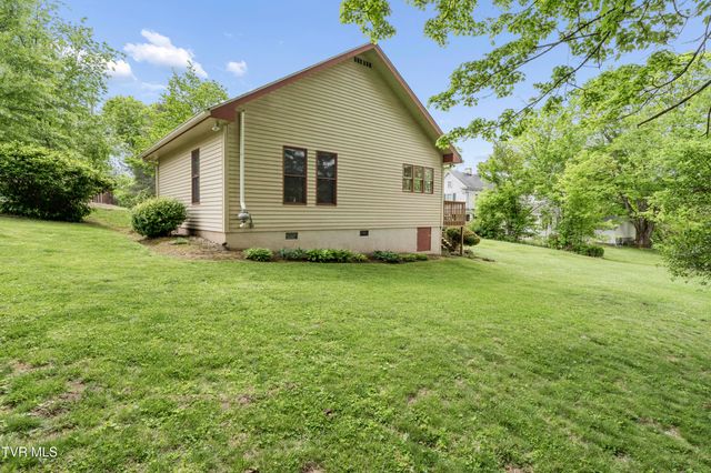 504 West Main Street, Jonesborough, TN 37659