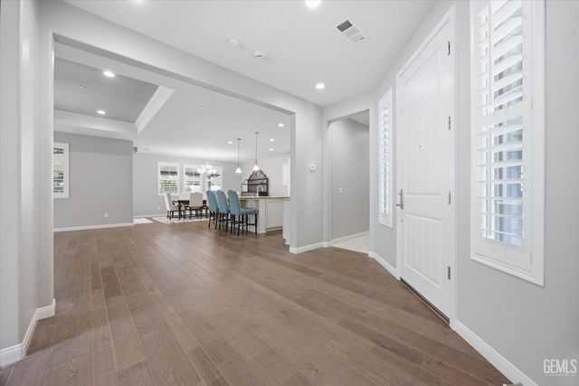 2909 Mandalay Place, Bakersfield, CA 93311