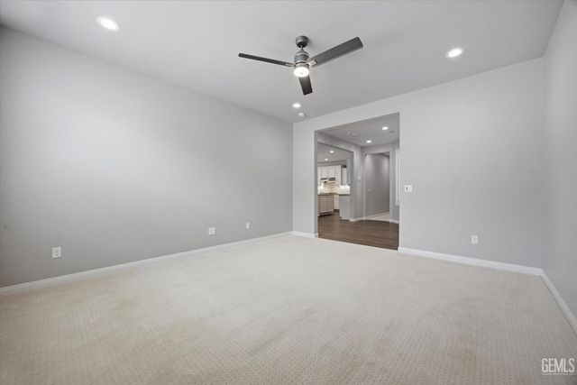 2909 Mandalay Place, Bakersfield, CA 93311