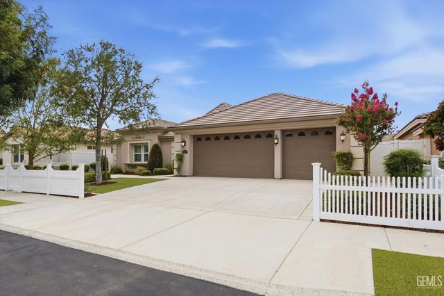 2909 Mandalay Place, Bakersfield, CA 93311