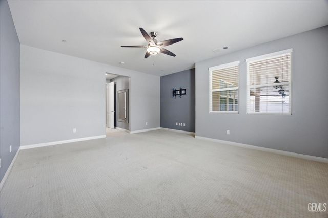 2909 Mandalay Place, Bakersfield, CA 93311