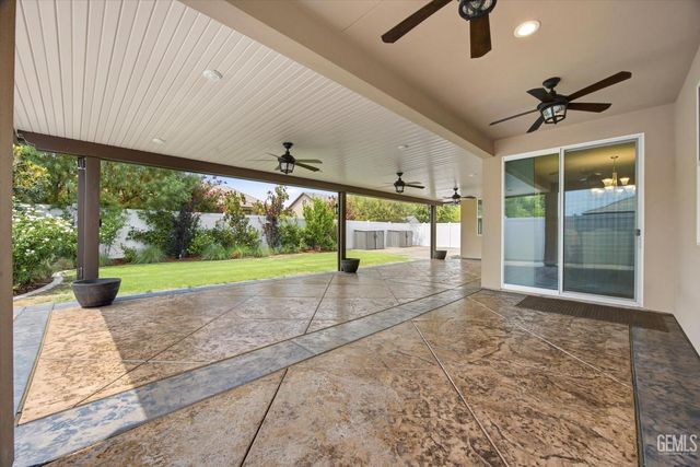 2909 Mandalay Place, Bakersfield, CA 93311
