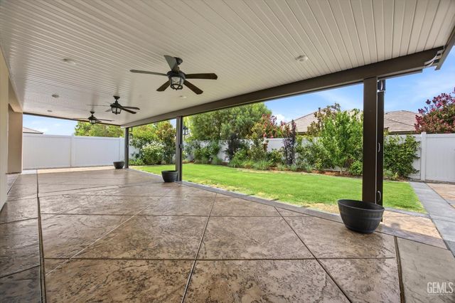 2909 Mandalay Place, Bakersfield, CA 93311