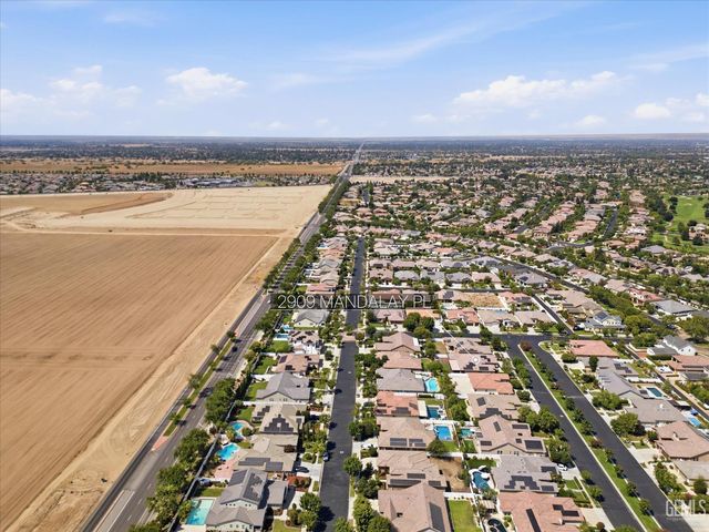 2909 Mandalay Place, Bakersfield, CA 93311