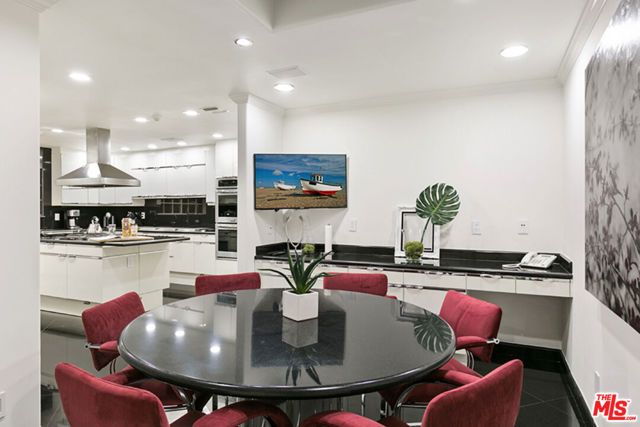 505 EVELYN Place, Beverly Hills, CA 90210