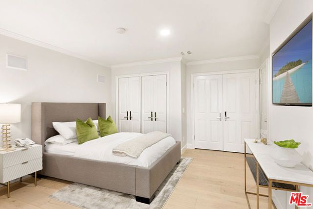 505 EVELYN Place, Beverly Hills, CA 90210
