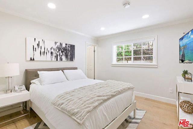 505 EVELYN Place, Beverly Hills, CA 90210