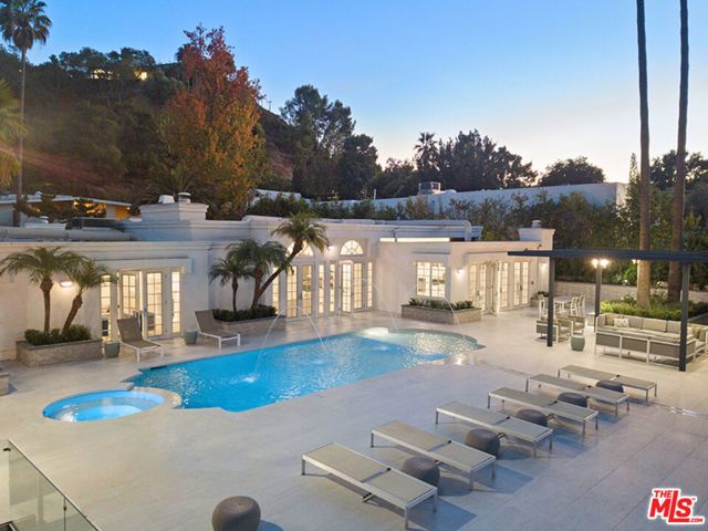 505 EVELYN Place, Beverly Hills, CA 90210