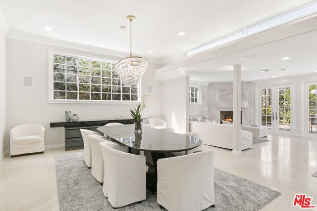 505 EVELYN Place, Beverly Hills, CA 90210