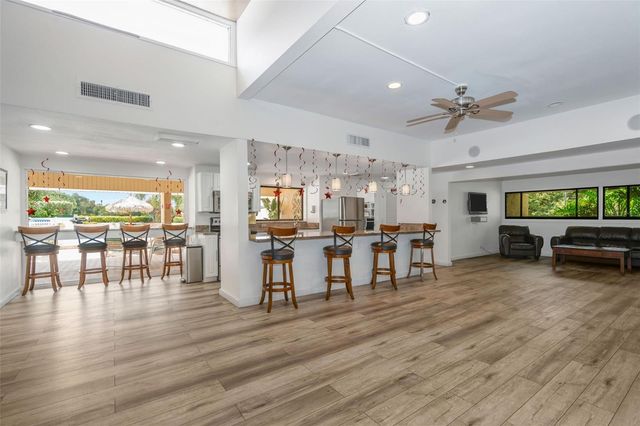 2614 COVE CAY DRIVE 102, Clearwater, FL 33760