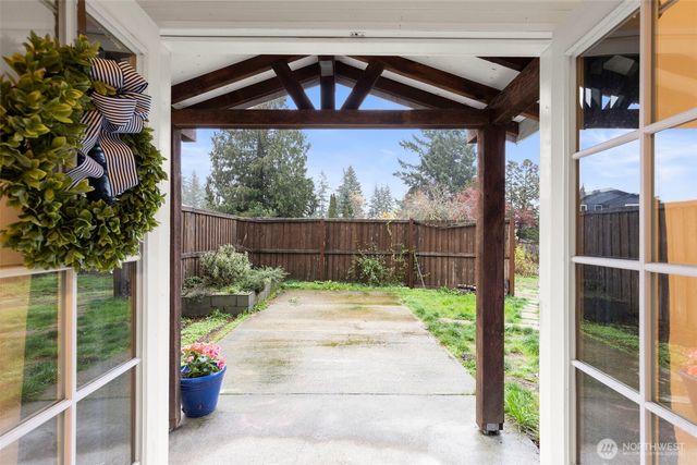 31 NE Larson Lake Lane, Belfair, WA 98528