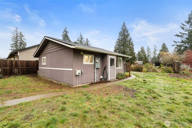 31 NE Larson Lake Lane, Belfair, WA 98528