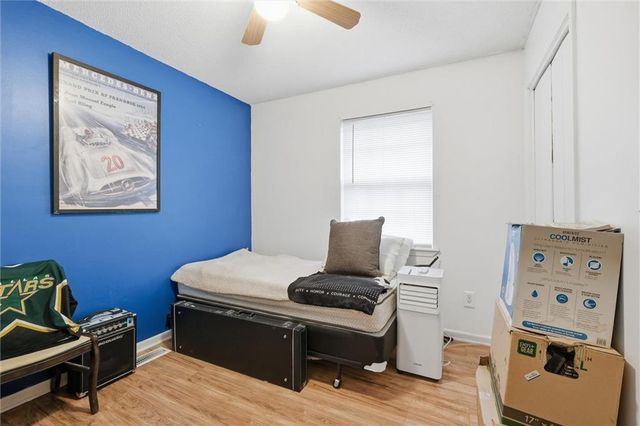 522 Forestglen Lane, Lansing, KS 66043