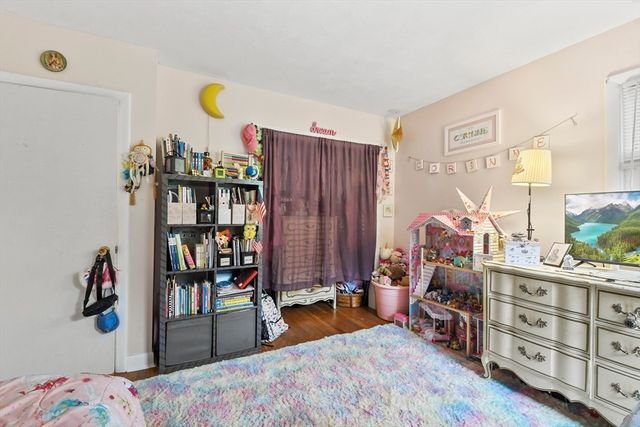 129 Rowe Street, New Bedford, MA 02740