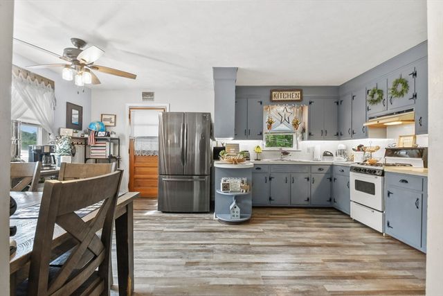 129 Rowe Street, New Bedford, MA 02740