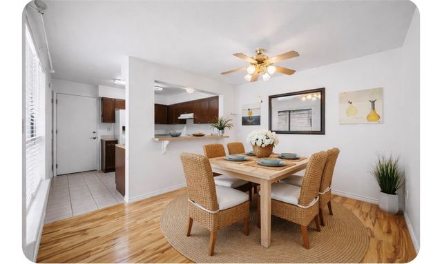 135 Santa Fe Dr, Rockport, TX 78382