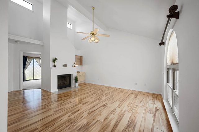 135 Santa Fe Dr, Rockport, TX 78382