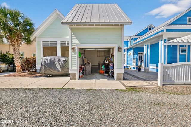 1225 Searay Lane, Carolina Beach, NC 28428