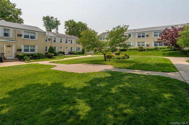 71-36 Little Neck Pkwy 150A, Bellerose, NY 11426