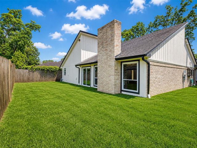 4546 Hickory Downs Drive, Houston, TX 77084