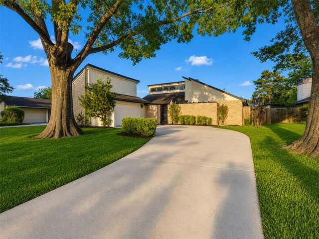 4546 Hickory Downs Drive, Houston, TX 77084
